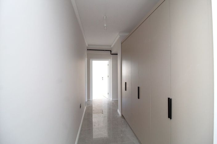 Image No.14-3 Bed Apartment for sale