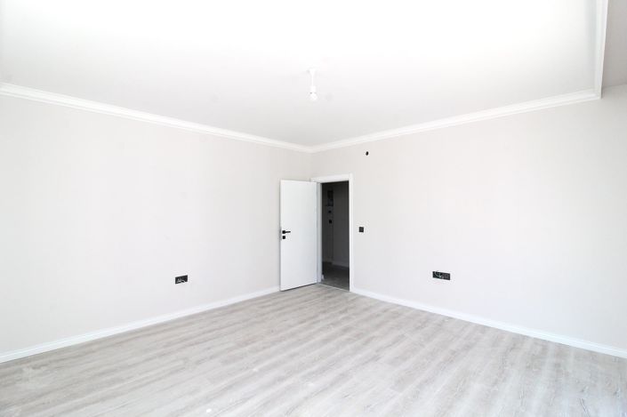 Image No.7-3 Bed Apartment for sale