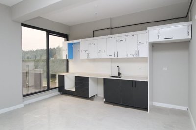 Interior 5