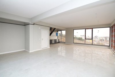 Interior 2