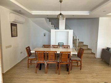 Interior 3