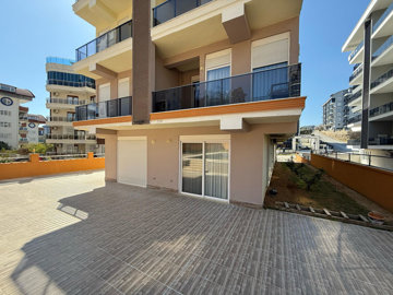 Exterior 6