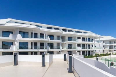 Exterior 6