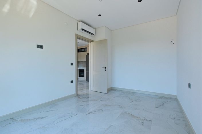 Image No.22-2 Bed Apartment for sale