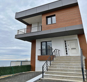 Exterior 2