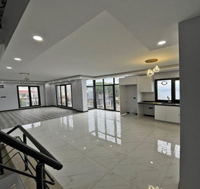 Interior 3