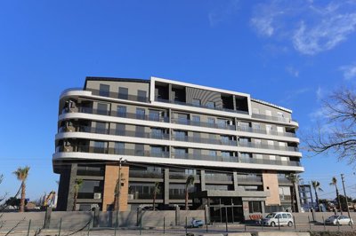Exterior 3