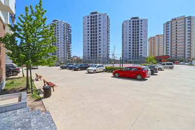 Exterior 4