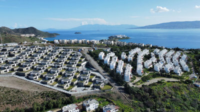 Exterior 14