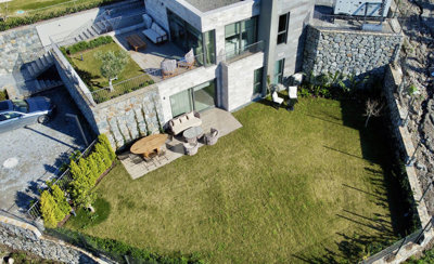 Exterior 6