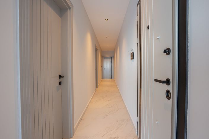 Image No.36-3 Bed Apartment for sale