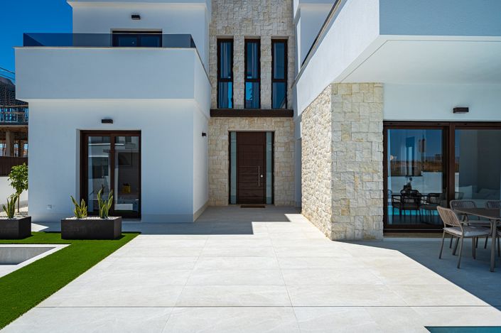 Image No.4-4 Bed House/Villa for sale