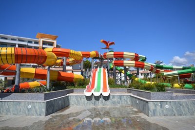 Exterior 15