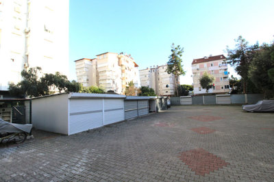 Exterior 5
