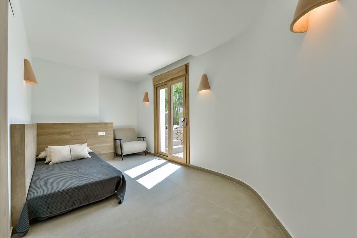 Image No.68-5 Bed House/Villa for sale