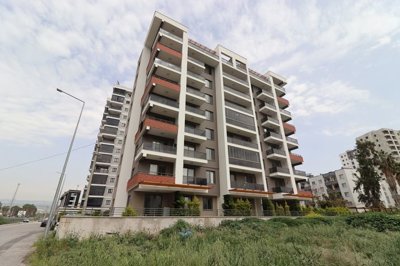 Exterior 1