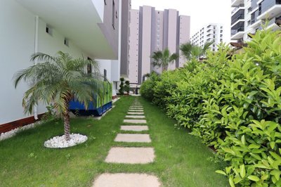 Exterior 9