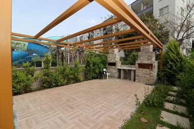 Exterior 12