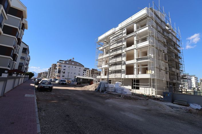 Image No.10-3 Bed Apartment for sale