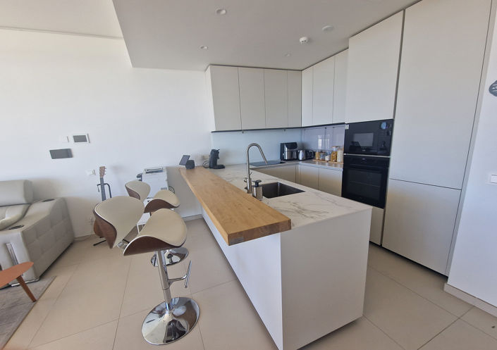 Image No.23-3 Bed Apartment for sale