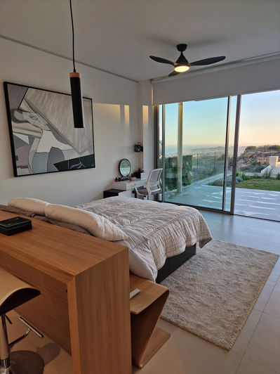 Image No.25-3 Bed Apartment for sale