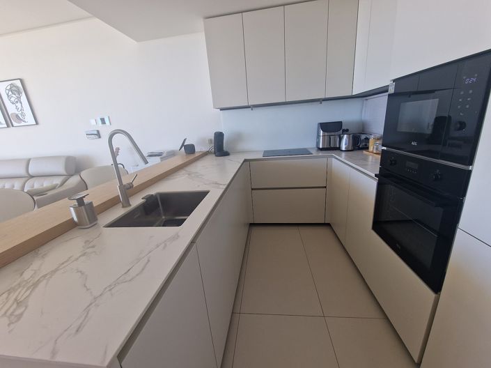 Image No.26-3 Bed Apartment for sale