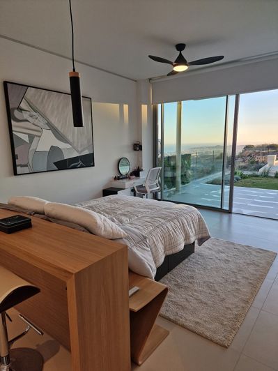 Image No.27-3 Bed Apartment for sale