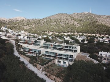 Exterior 3