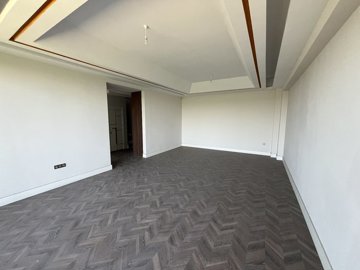 Interior 2