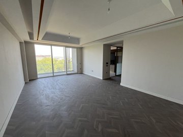 Interior 3
