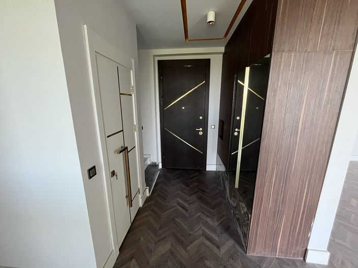 Image No.33-4 Bed Apartment for sale