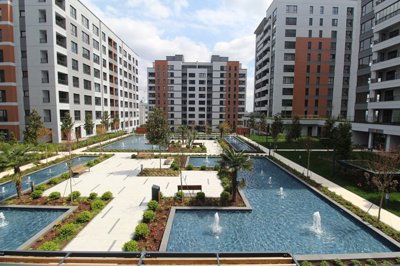 Exterior 1
