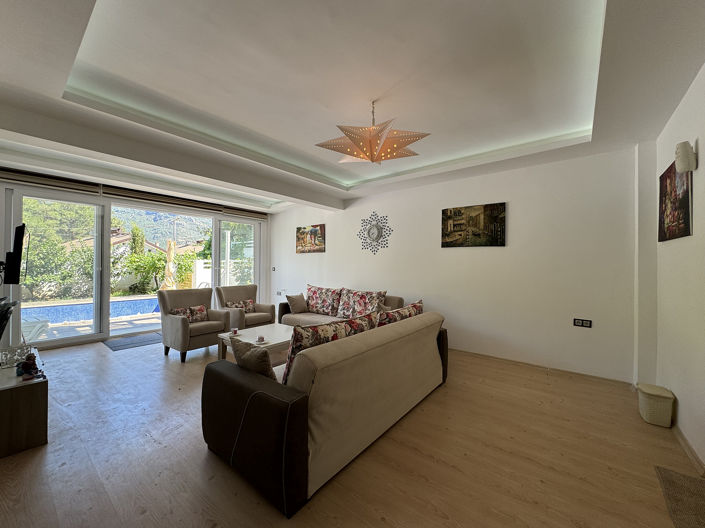 Image No.16-5 Bed House/Villa for sale