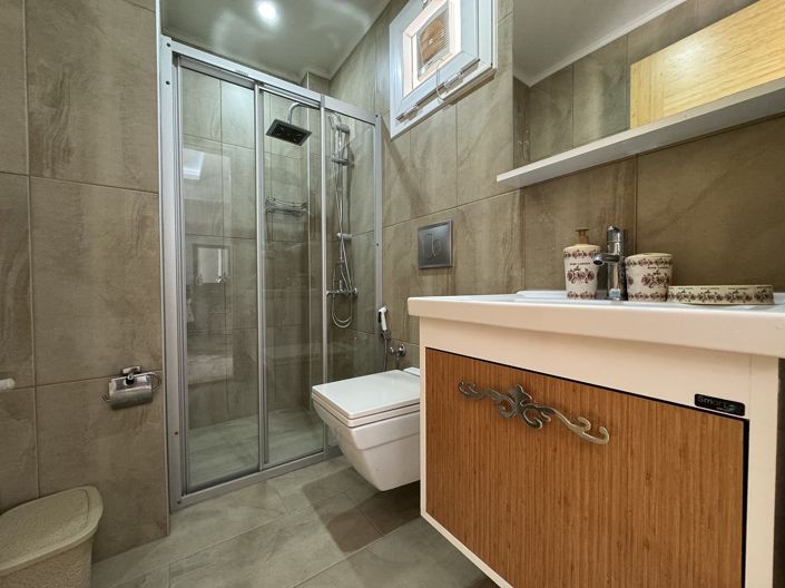 Image No.32-5 Bed House/Villa for sale