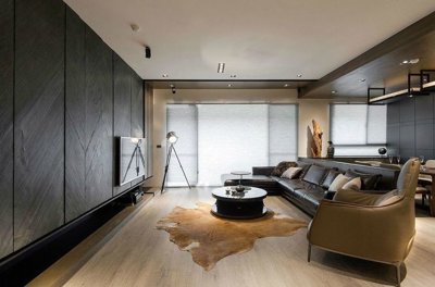 Interior 6