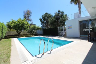 Exterior 9