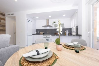 Interior 7