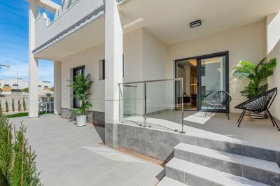 Exterior 10