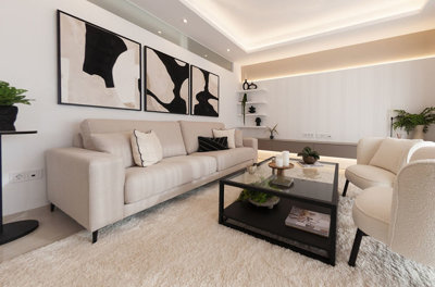 Interior 2