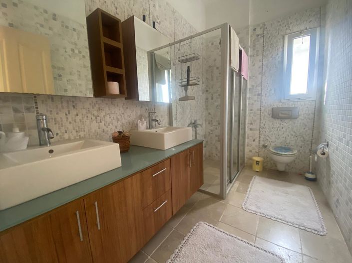 Image No.32-4 Bed House/Villa for sale