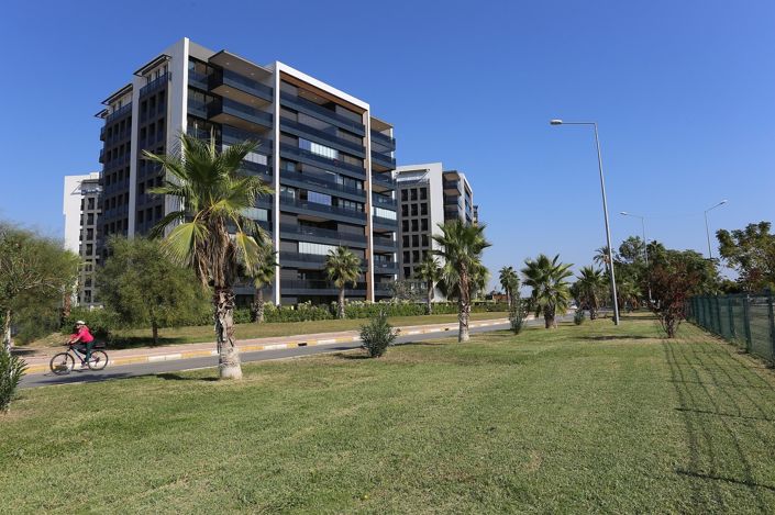 Image No.8-4 Bed Apartment for sale