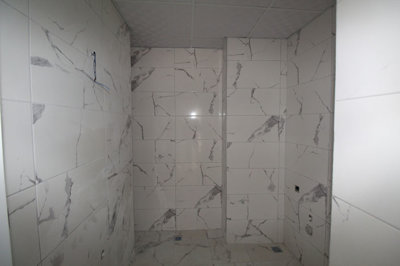 Interior 7