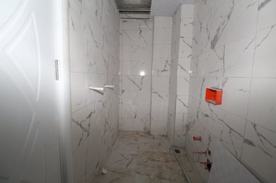 Interior 4