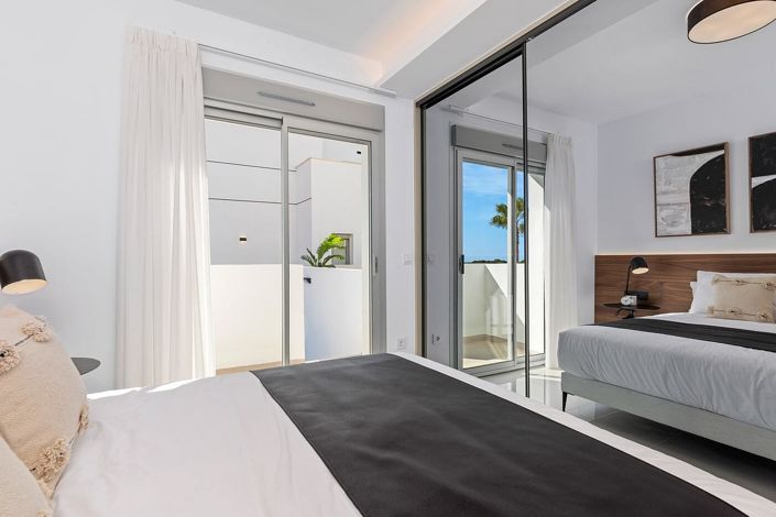 Image No.27-4 Bed House/Villa for sale