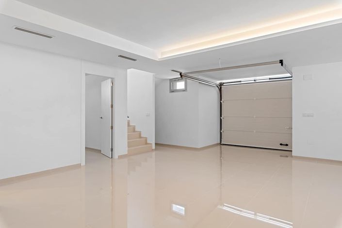 Image No.33-4 Bed House/Villa for sale