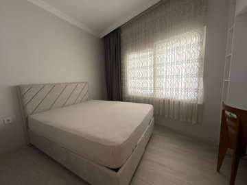 Interior 6