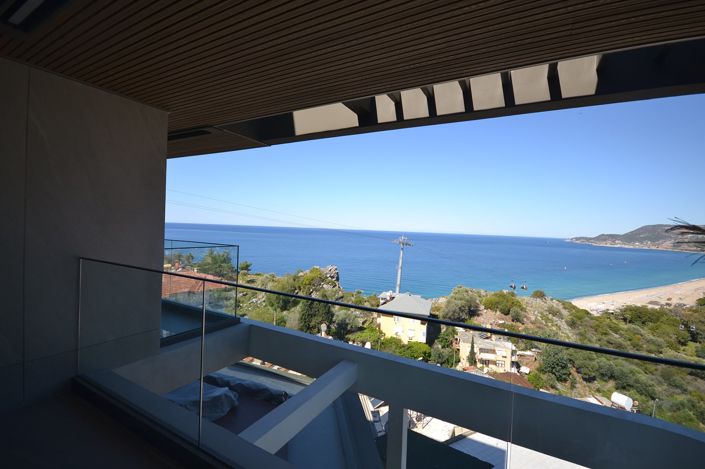 Image No.18-3 Bed Apartment for sale