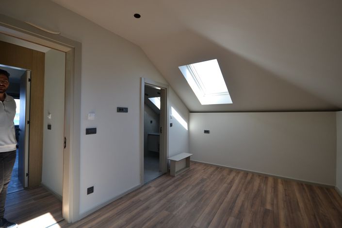 Image No.21-3 Bed Apartment for sale