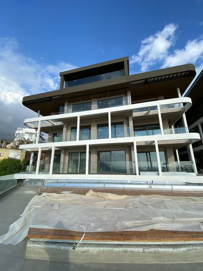 Image No.26-3 Bed Apartment for sale