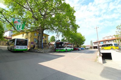 Exterior 10
